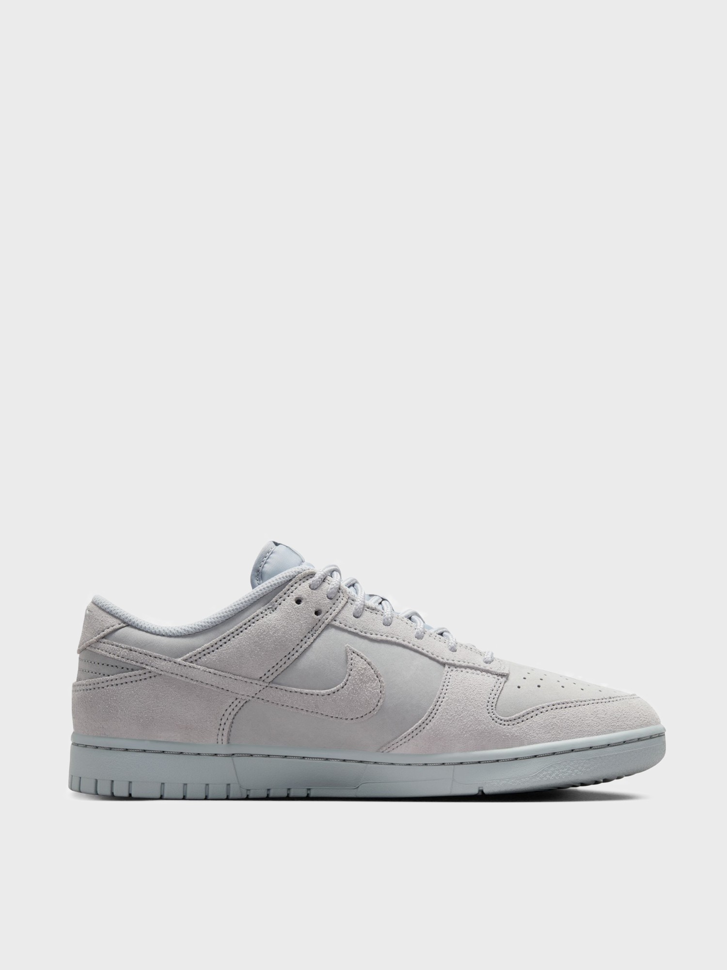 Кроссовки мужские Nike DUNK LOW RETRO SE серые IB6651-002 изображение 2