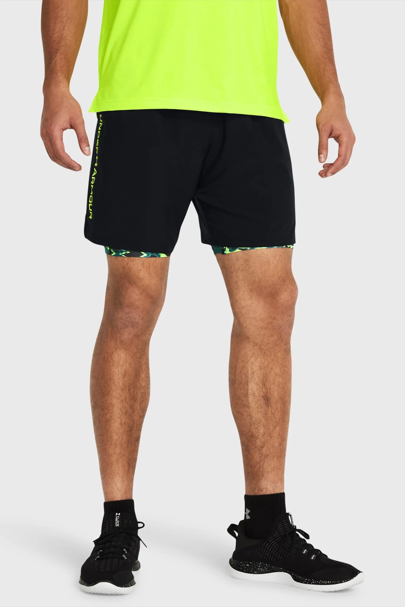 Шорты мужские Under Armour UA Woven Wdmk Shorts черные 1383356-002 изображение 2