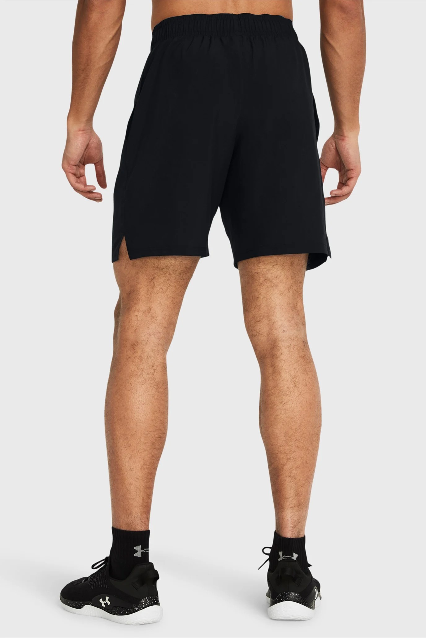 Шорты мужские Under Armour UA Woven Wdmk Shorts черные 1383356-002 изображение 3