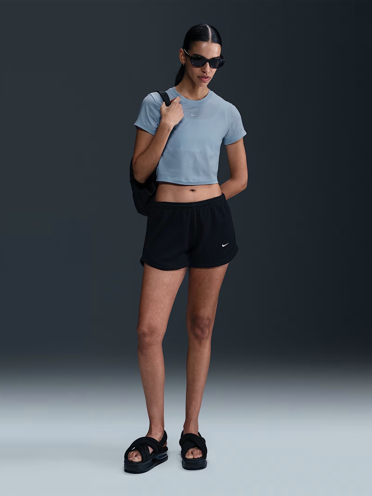 Футболка жіноча Nike W NSW NK CHLL KNT CRP блакитна HF9538-423 изображение 5