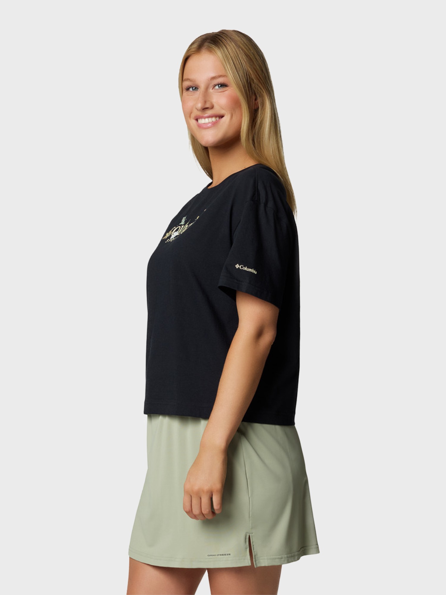 Футболка женская Columbia Rolling Bend™ Graphic Relaxed Crop SS черная 2119991-010 изображение 3