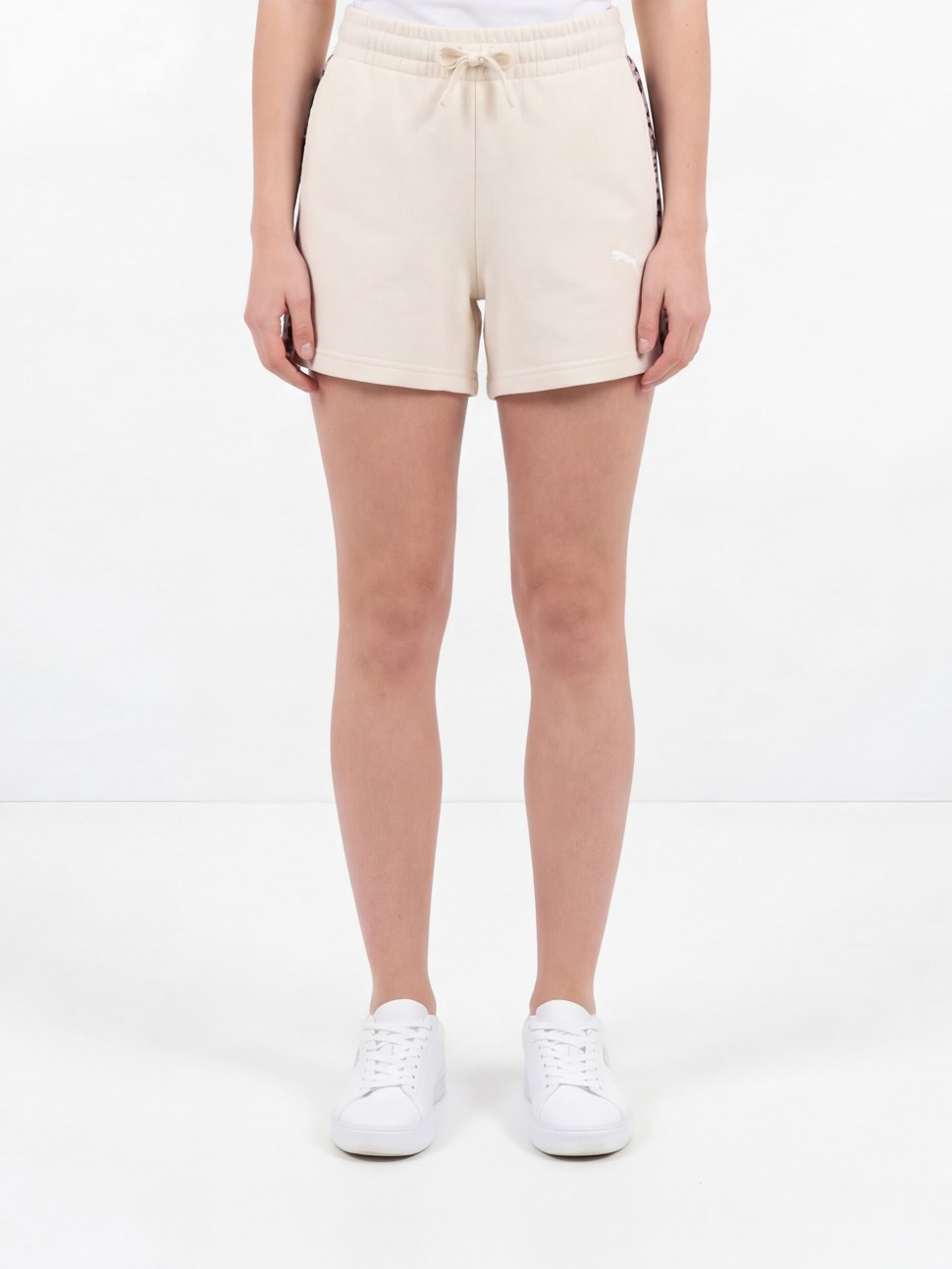 Шорти жіночі Puma ESS GRAPHIC Animal Shorts TR 5" молочні 69384487 — фото 3