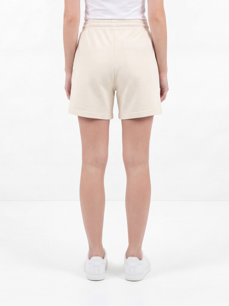 Шорти жіночі Puma ESS GRAPHIC Animal Shorts TR 5" молочні 69384487 — фото 4