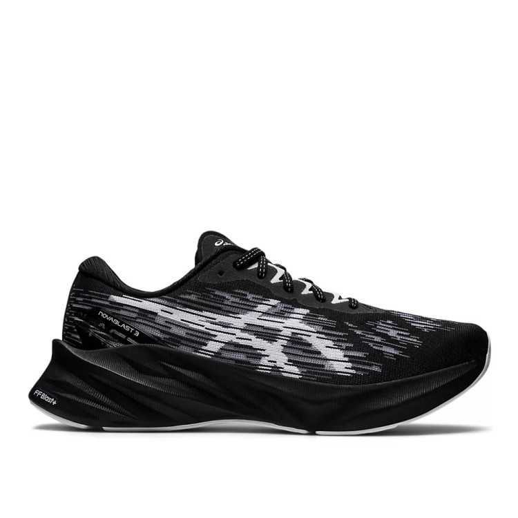Кросівки Asics Novablast 3 чорні 1011B458-002 изображение 1