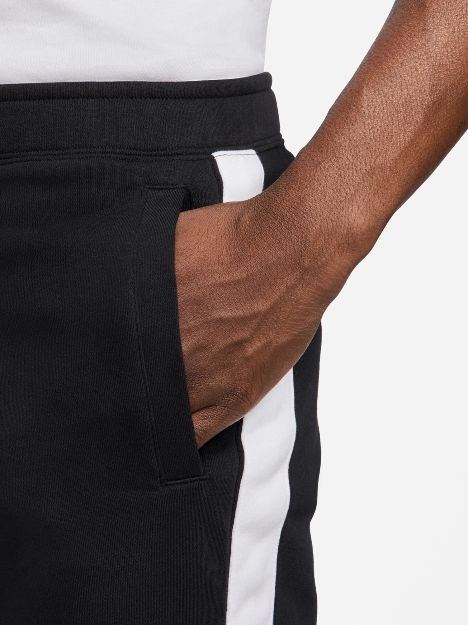 Шорти чоловічі Nike M NSW SW AIR SHORT FT чорні FN7701-013 изображение 5