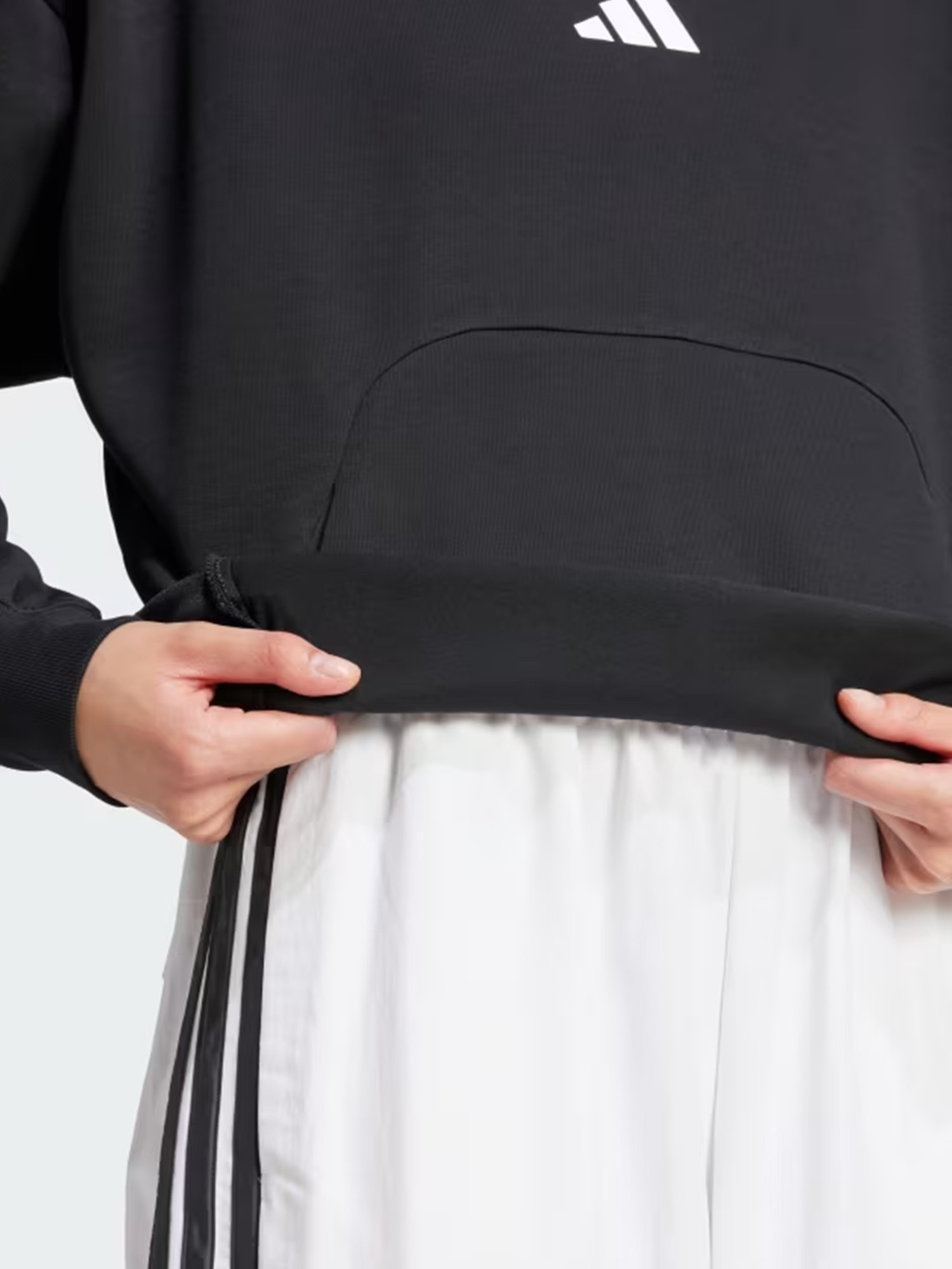 Толстовка жіноча Adidas W FI 3S OH HD чорна JC5426 изображение 5