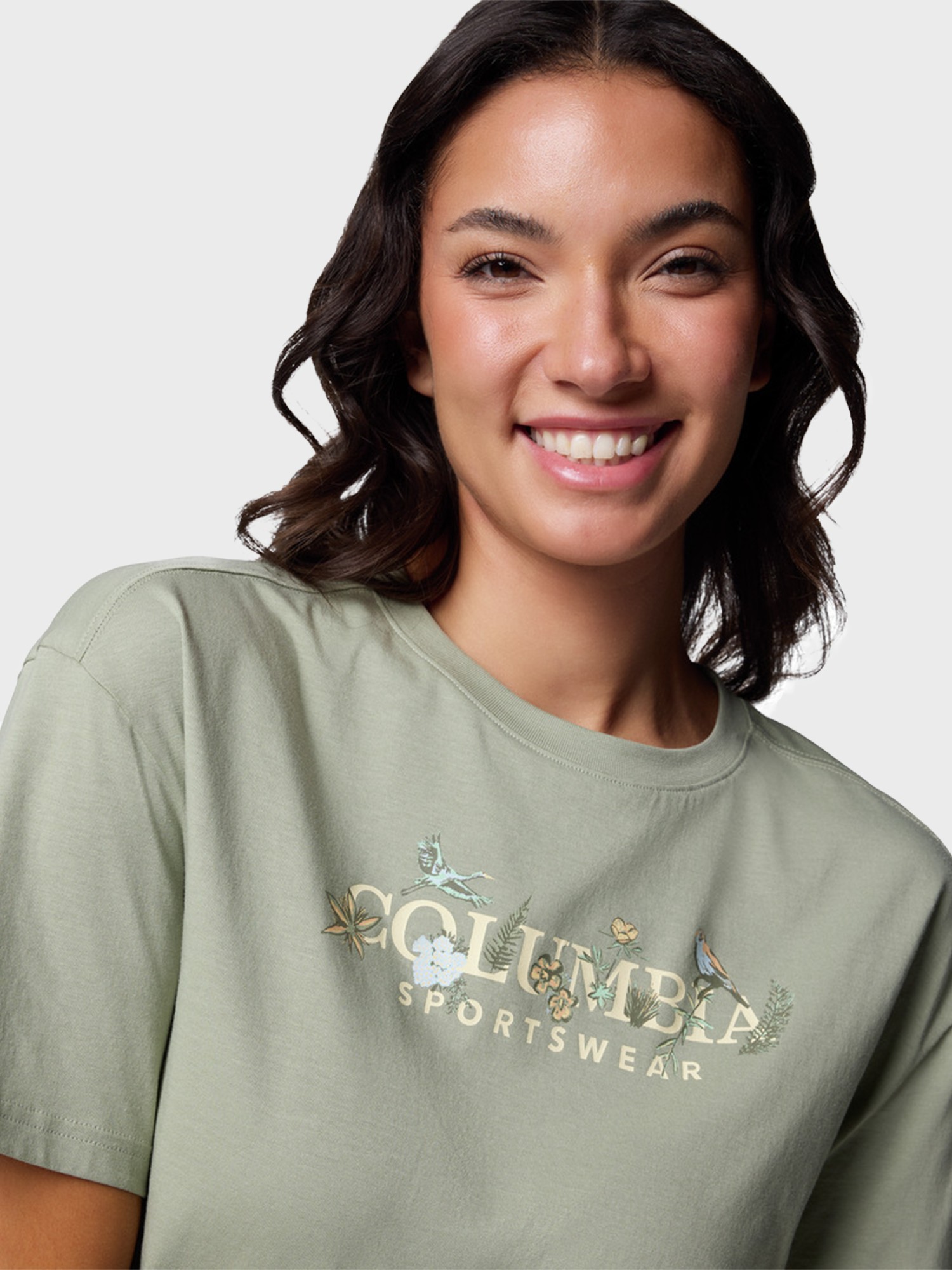 Футболка женская Columbia Rolling Bend™ Graphic Relaxed Crop SS хаки 2119991-348 изображение 5