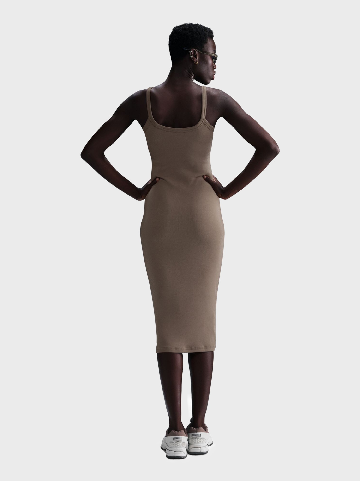 Сукня жіноча Nike W NSW NK CHLL KNT MRIB TNK DRS коричнева HJ0710-233 изображение 3