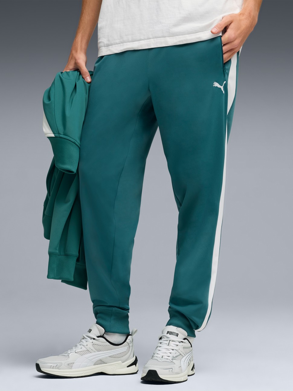 Брюки мужские Puma ESS T7 Poly Pants зеленые 69246341 — фото 2