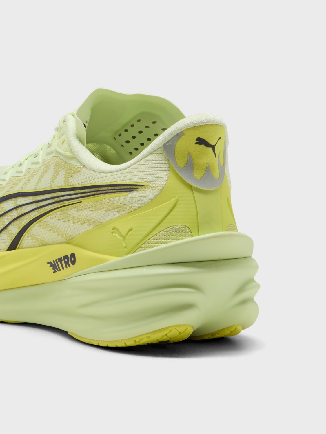 Кросівки чоловічі Puma Deviate NITRO 4 зелені 31212304 изображение 4