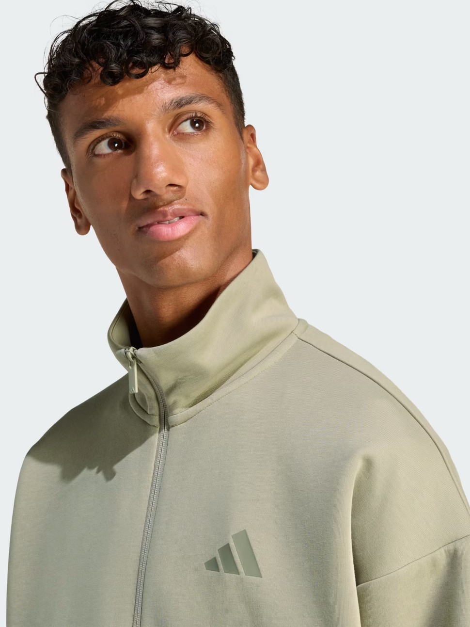 Толстовка мужская Adidas M FI 3S TT оливковая KD5236 — фото 6 — Sport City Толстовка мужская Adidas M FI 3S TT оливковая KD5236 — фото 6
