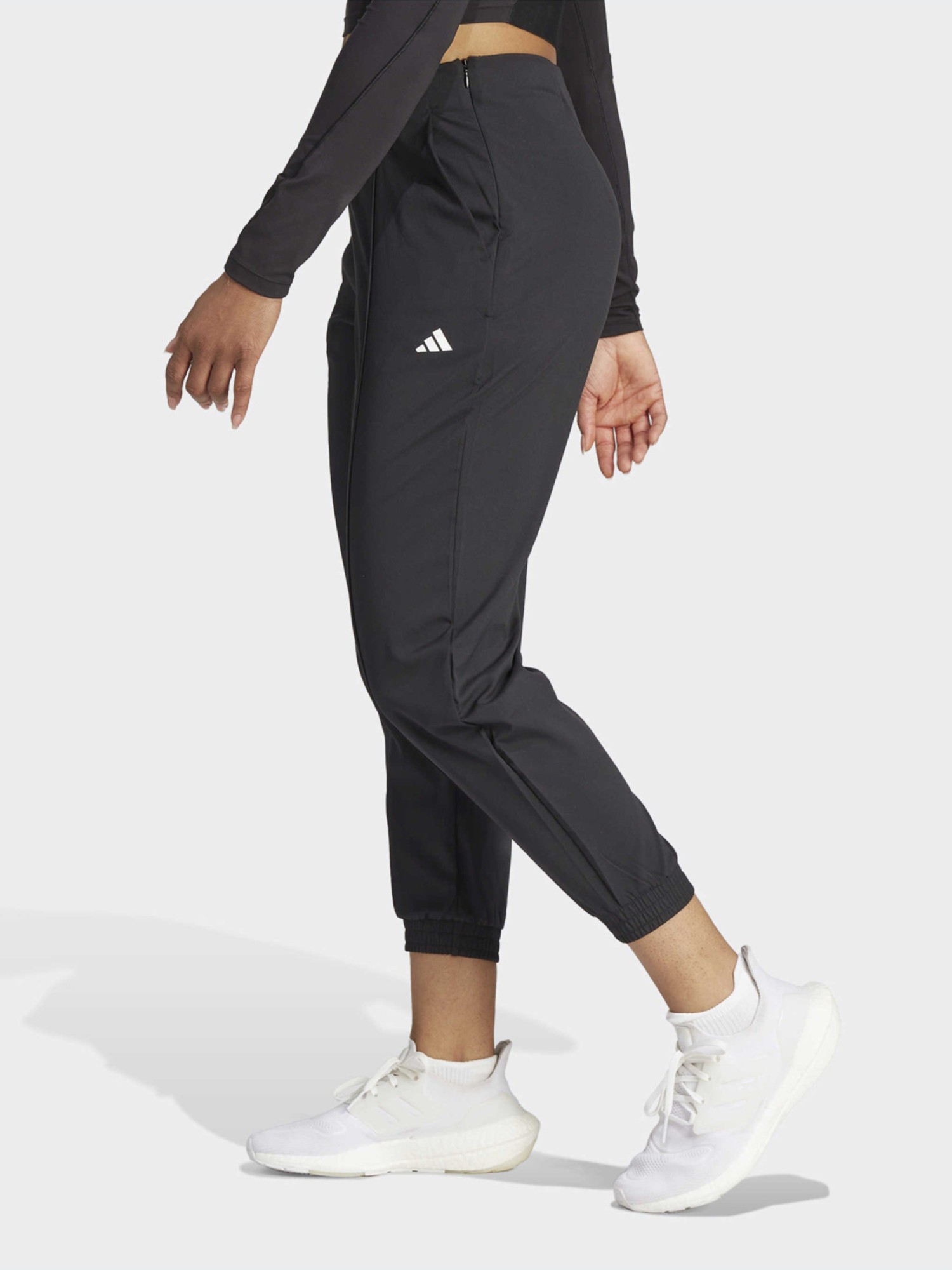 Брюки женские Adidas TR-ES MIN PT черные IJ5923 изображение 5