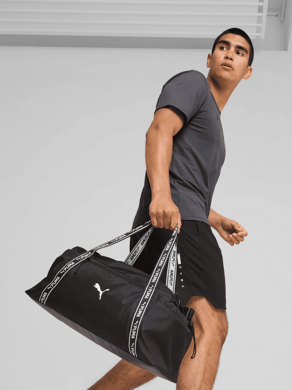 Сумка жіноча Puma AT ESS Sports Bag чорна 09078001 — фото 5