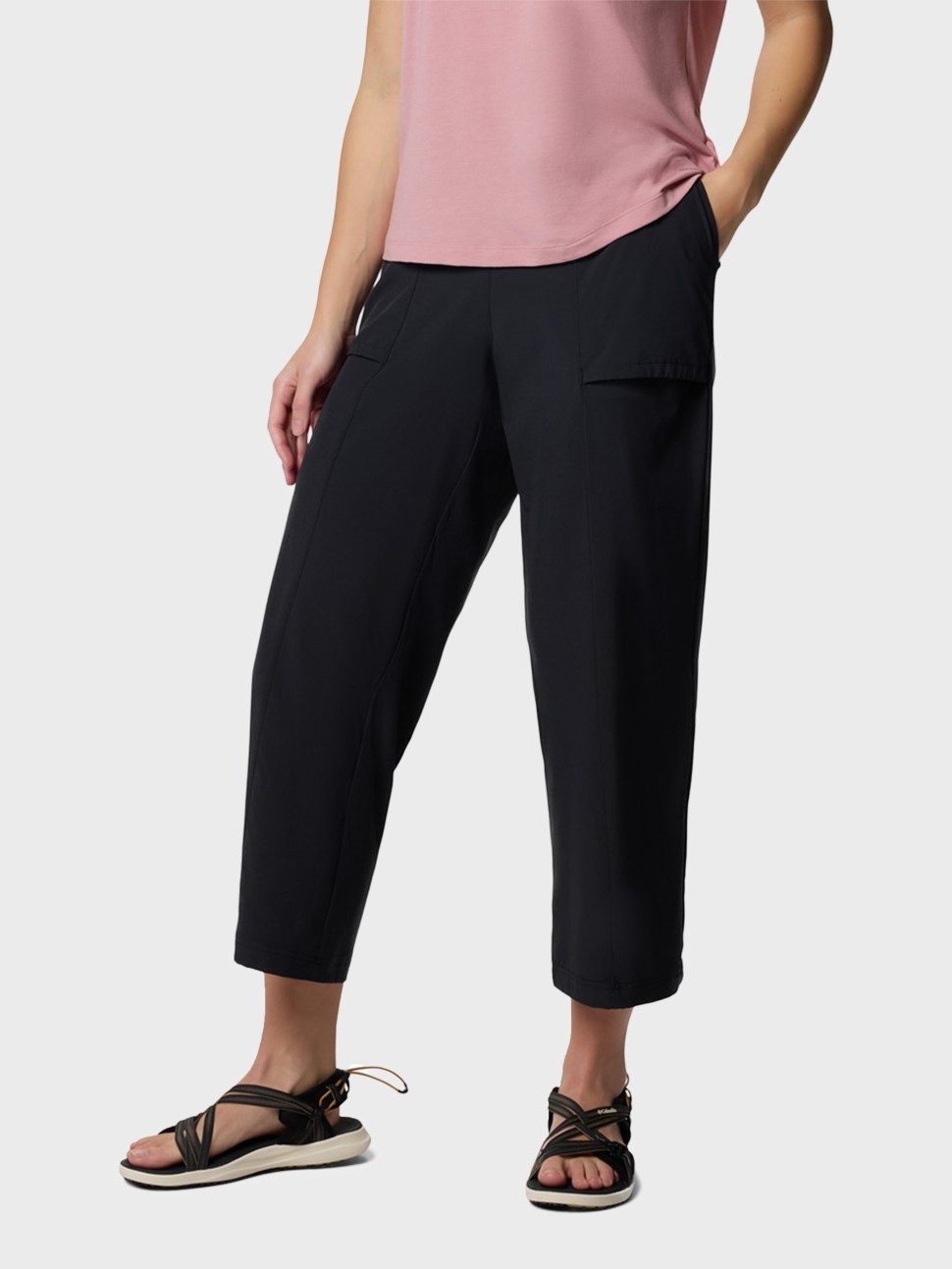 Штани жiночi Columbia Boundless Beauty™ Wide Capri II чорні 2122101-010 — фото 3