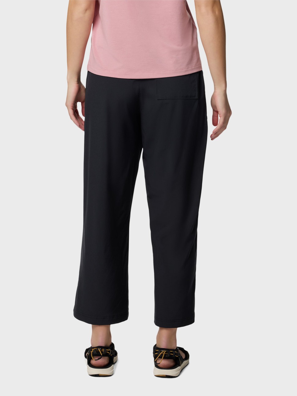 Штани жiночi Columbia Boundless Beauty™ Wide Capri II чорні 2122101-010 — фото 4