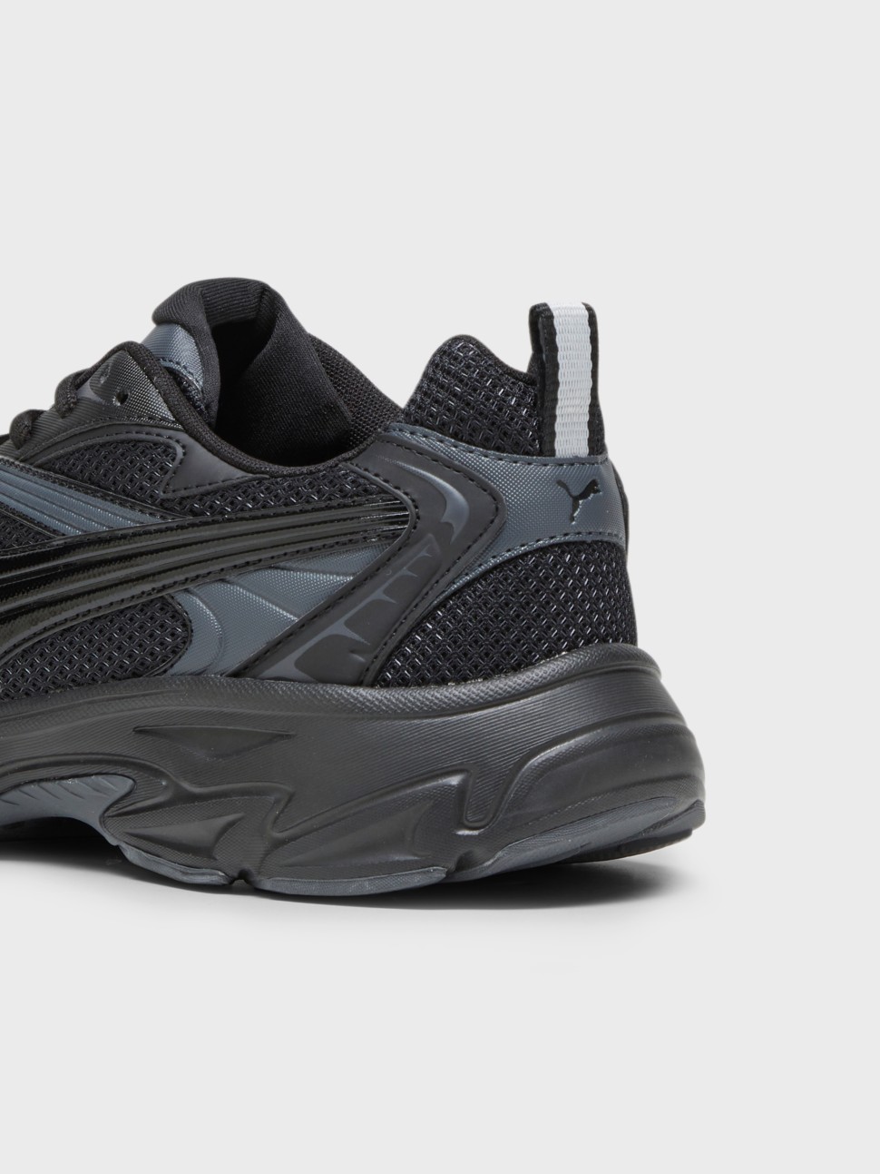 Кроссовки мужские Puma Morphic Base черные 39298204 — фото 4 — Sport City Кроссовки мужские Puma Morphic Base черные 39298204 — фото 4