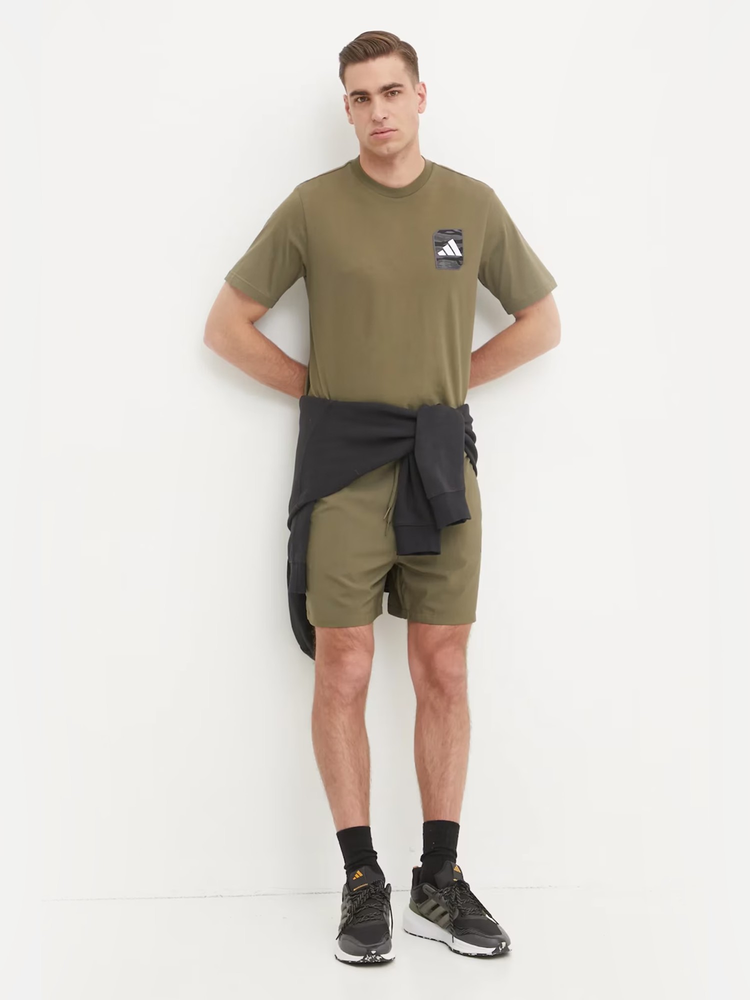 Шорты мужские Adidas M SL CHELSEA оливковые JF1113 изображение 4