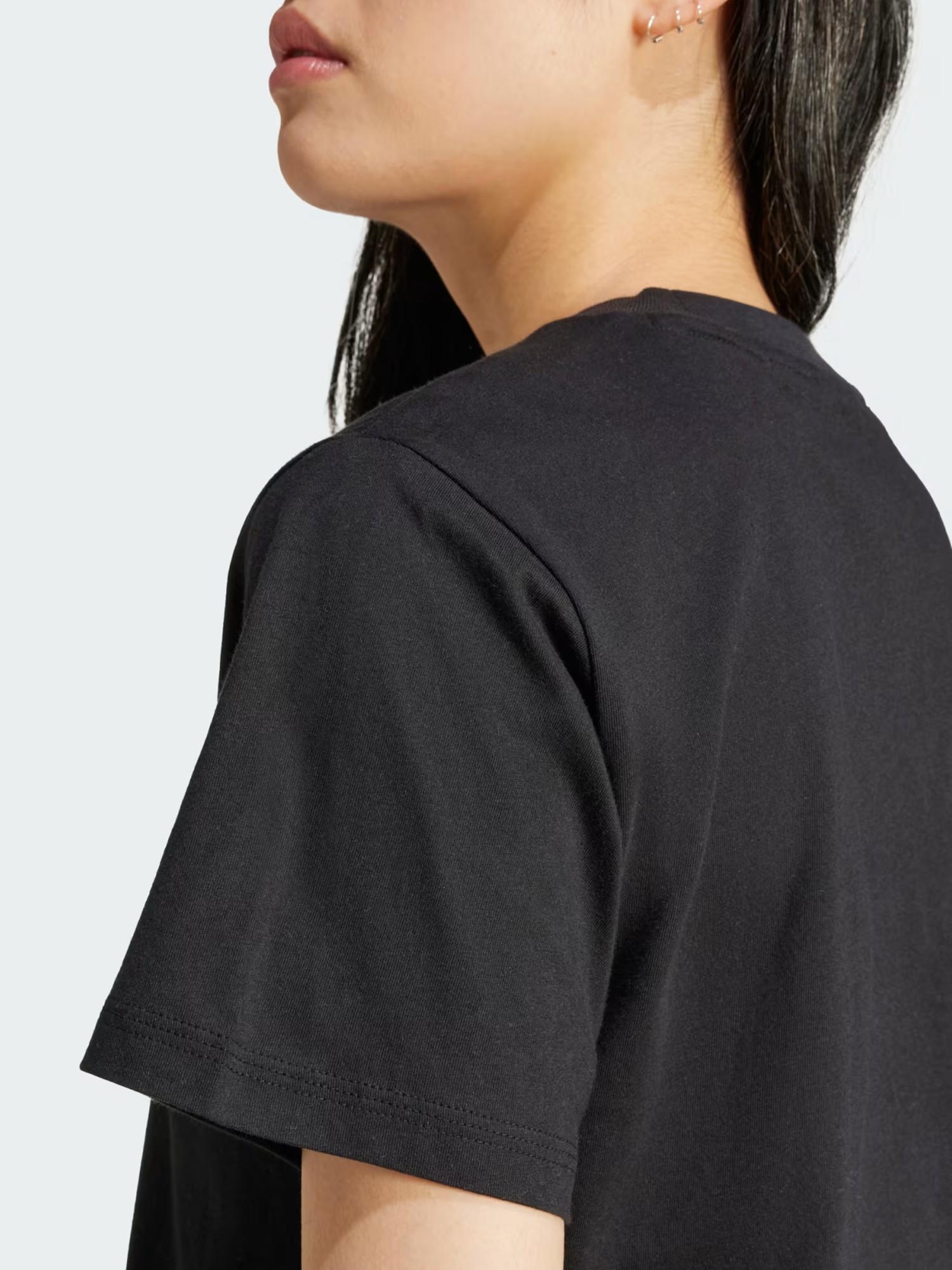 Футболка женская Adidas W SL SJ T черная JC5943 изображение 6