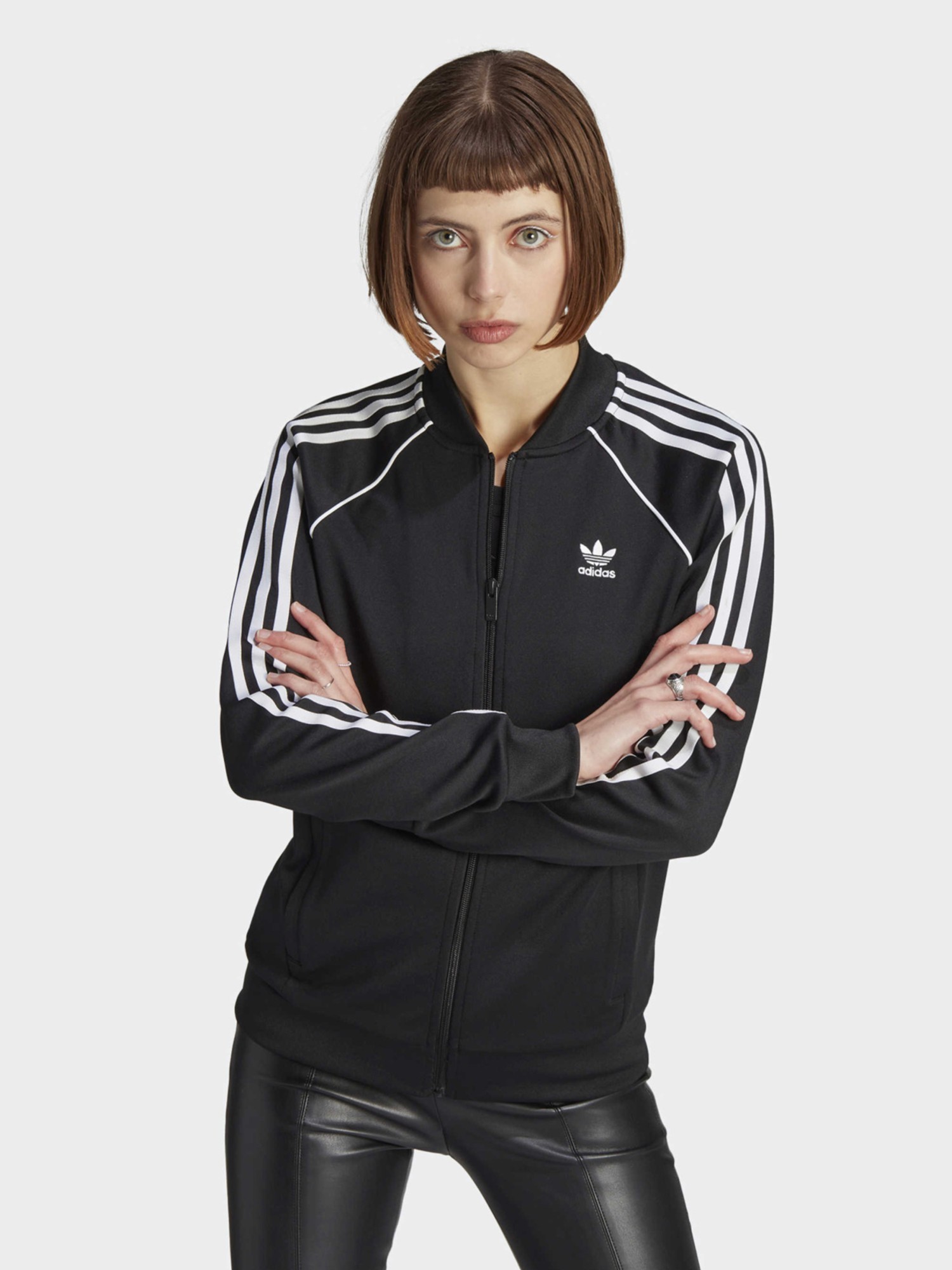 Толстовка жіноча Adidas SST CLASSIC TT чорна IK4034 изображение 2