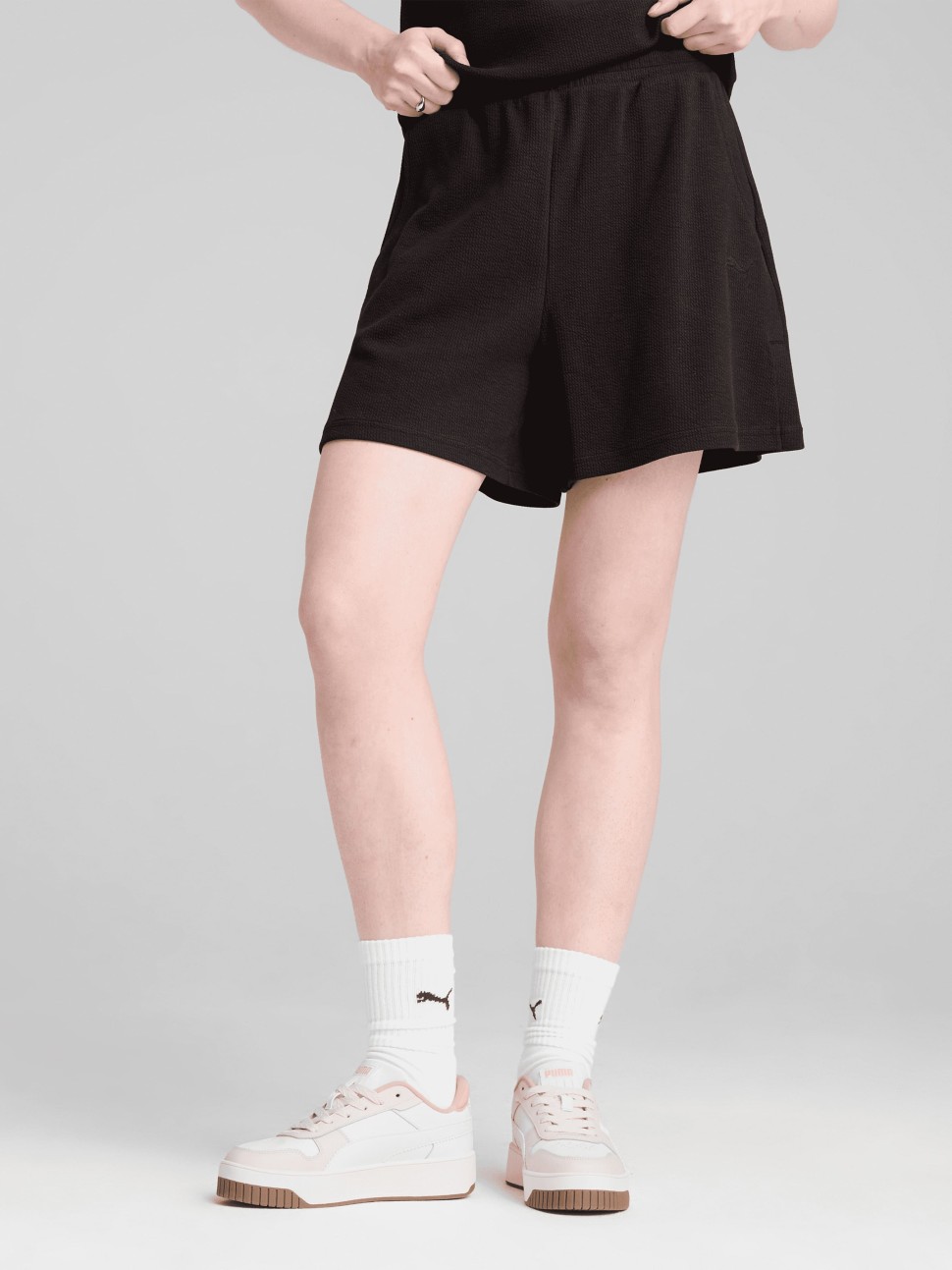 Шорти жіночі Puma HER High-Waist Shorts чорні 68506201 — фото 2