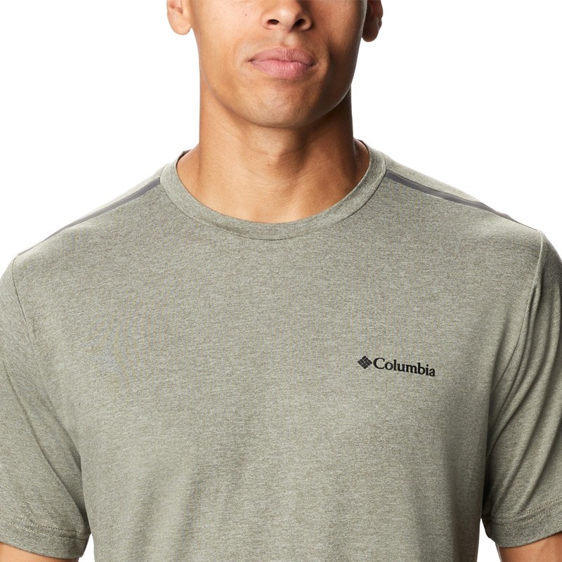 Футболка мужская Columbia Tech Trail ™ Crew Neck зеленая 1893901-397 — фото 2 — Sport City Футболка мужская Columbia Tech Trail ™ Crew Neck зеленая 1893901-397 — фото 2