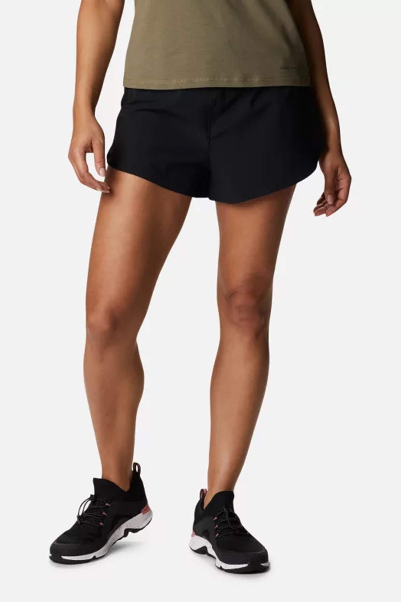 Шорти жіночі Columbia Hike™ Short чорні 1991831-010 изображение 2