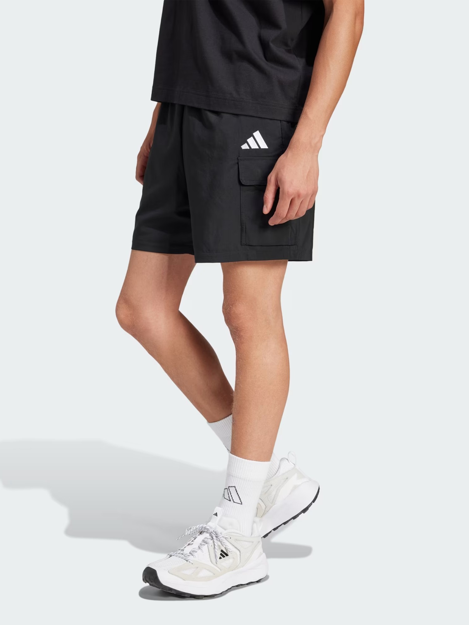 Шорты мужские Adidas M CARGO CHELSEA черные JF3530 изображение 2