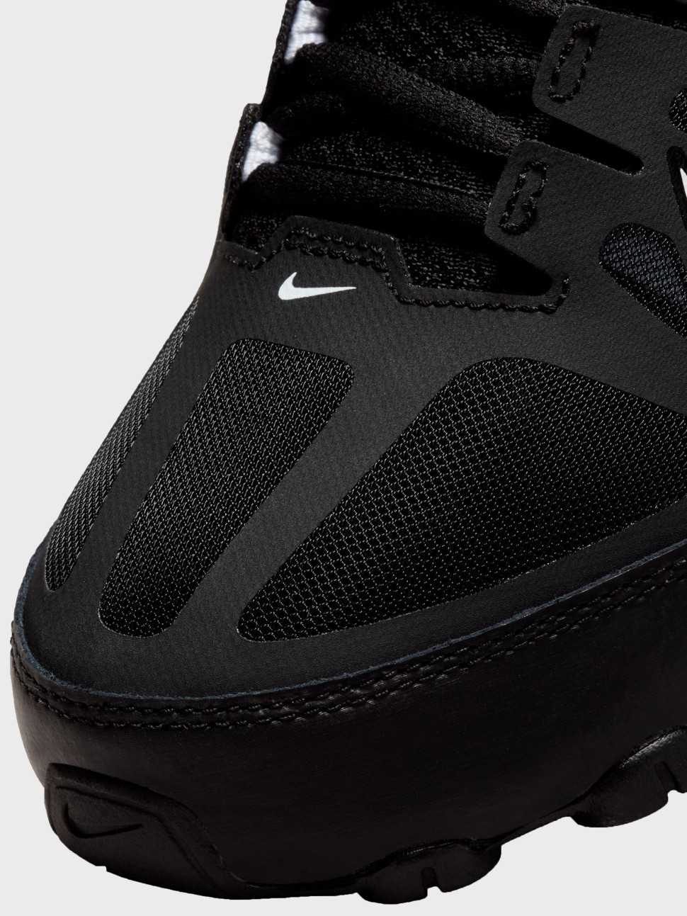 Кросівки чоловічі Nike M REAX 8 TR MESH чорні 621716-033 — фото 4 — Sport City Кросівки чоловічі Nike M REAX 8 TR MESH чорні 621716-033 — фото 4