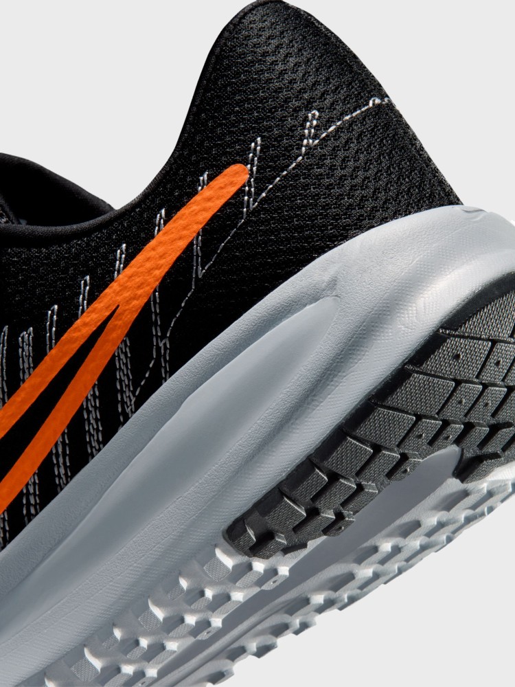Кросівки чоловічі Nike NIKE RUN DEFY чорні HM9594-011 изображение 5