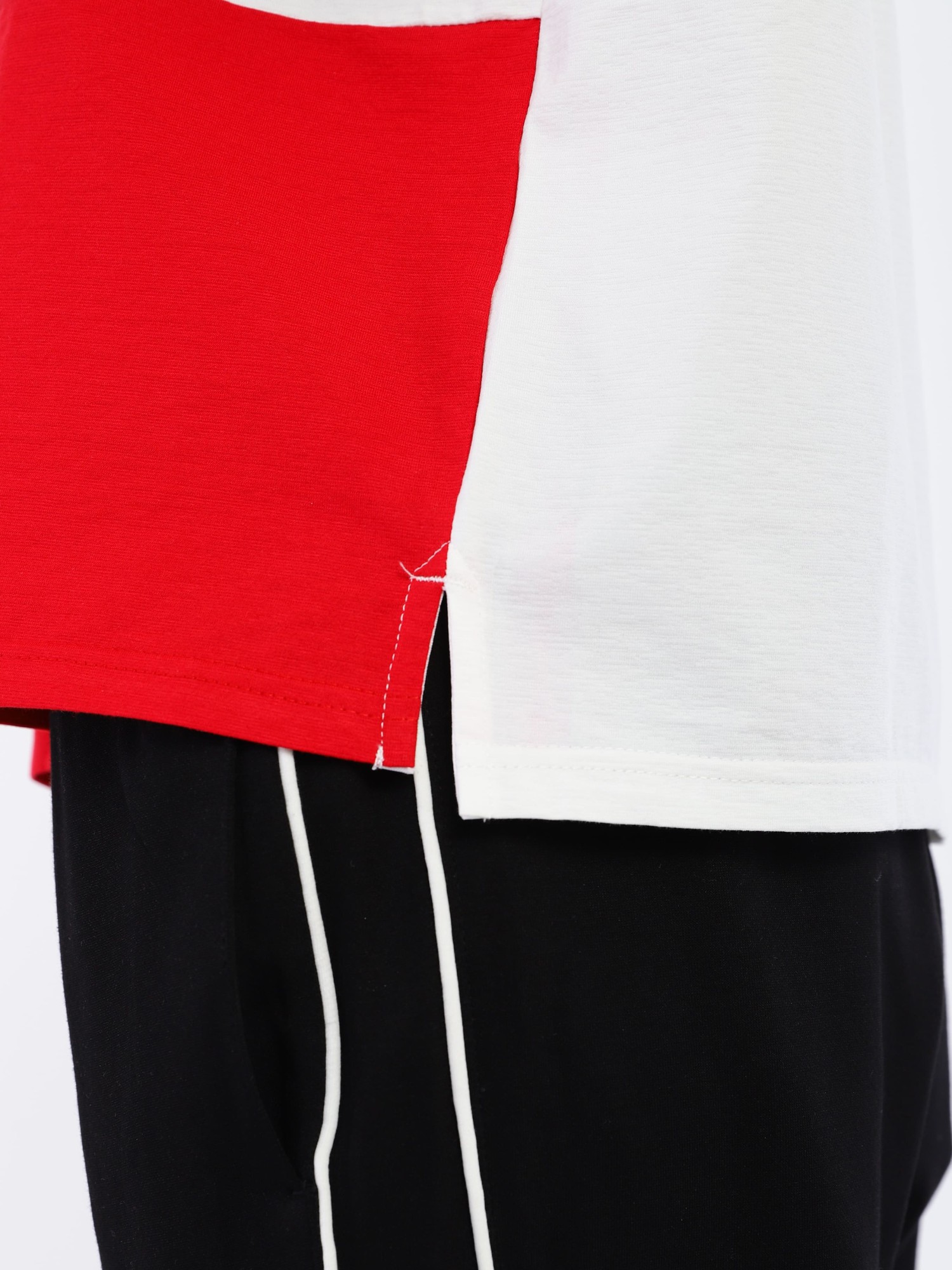 Футболка жіноча Evoids Remina червона 552104-650 изображение 4