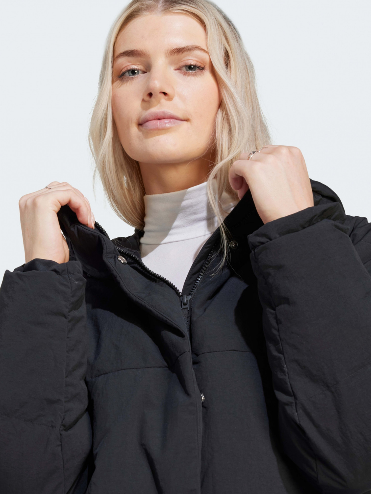 Куртка жіноча Adidas W BIG BAFFLE C чорна IK3159 изображение 5