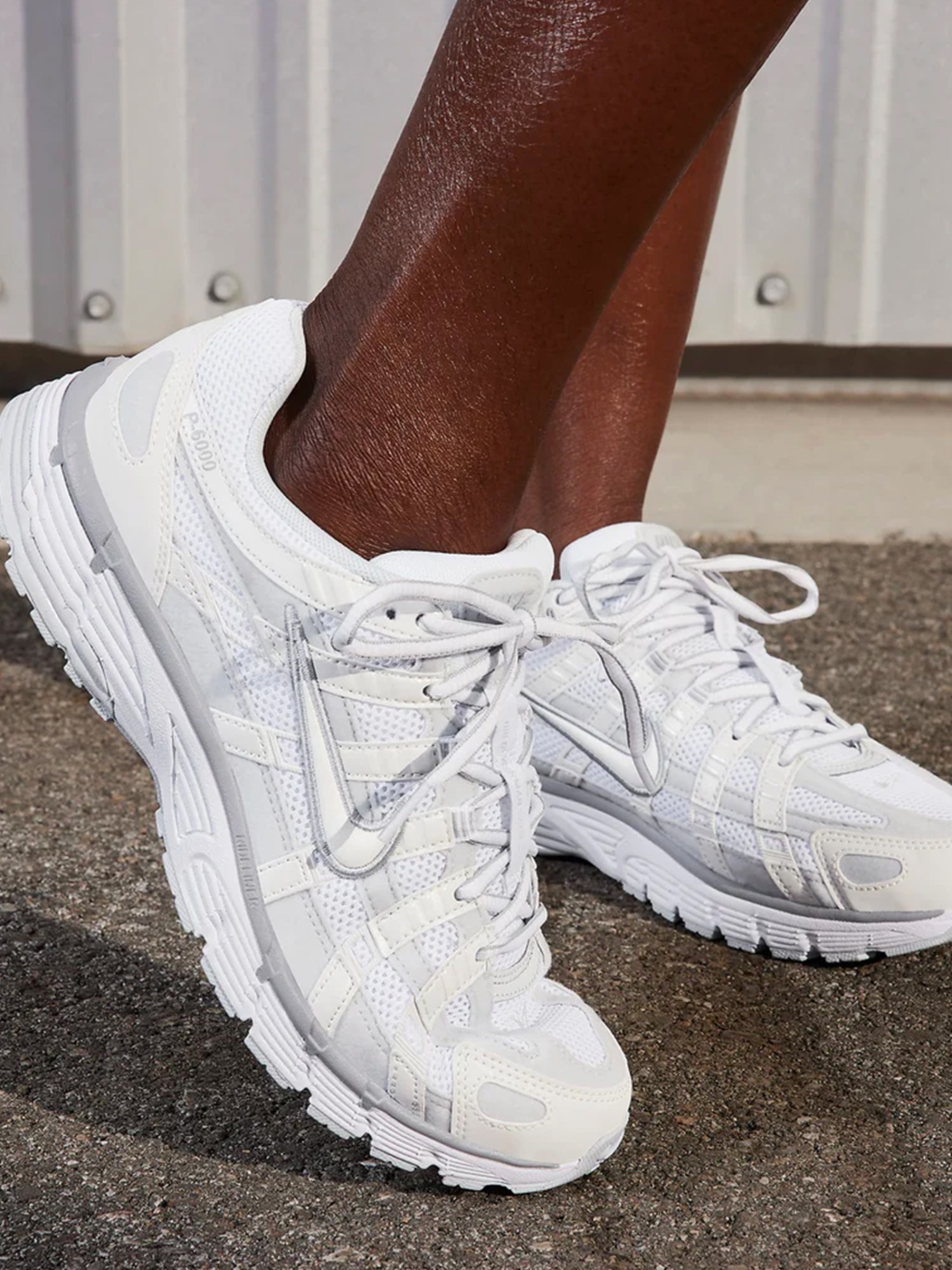 Кросівки жіночі Nike P-6000 білі FV6603-101 изображение 7