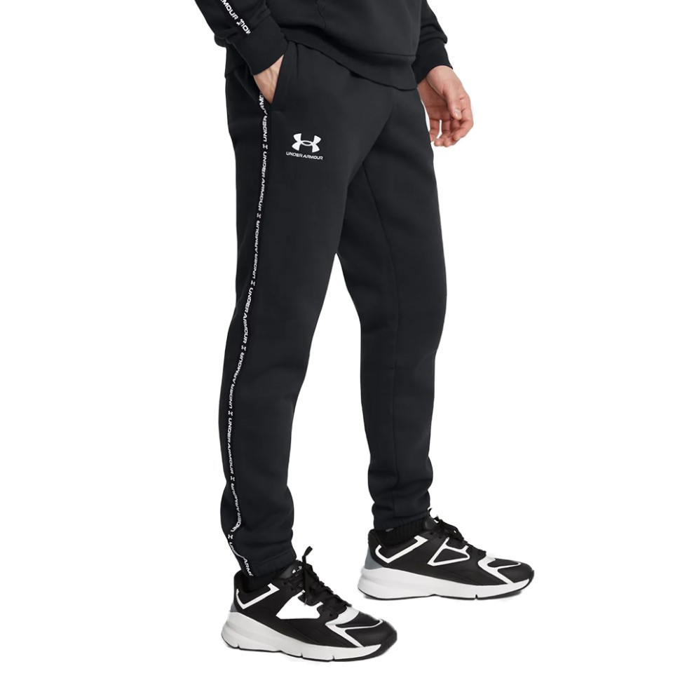 Штани чоловічі Under Armour UA Icon Fleece Jgr Taping чорні 1389358-001 — фото 1