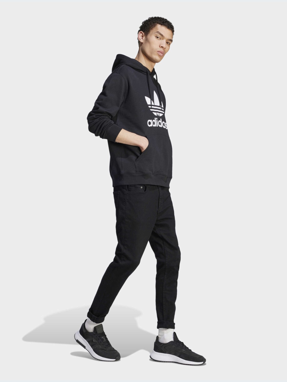Толстовка чоловіча Adidas TREFOIL HOODY чорна IM4489 изображение 4