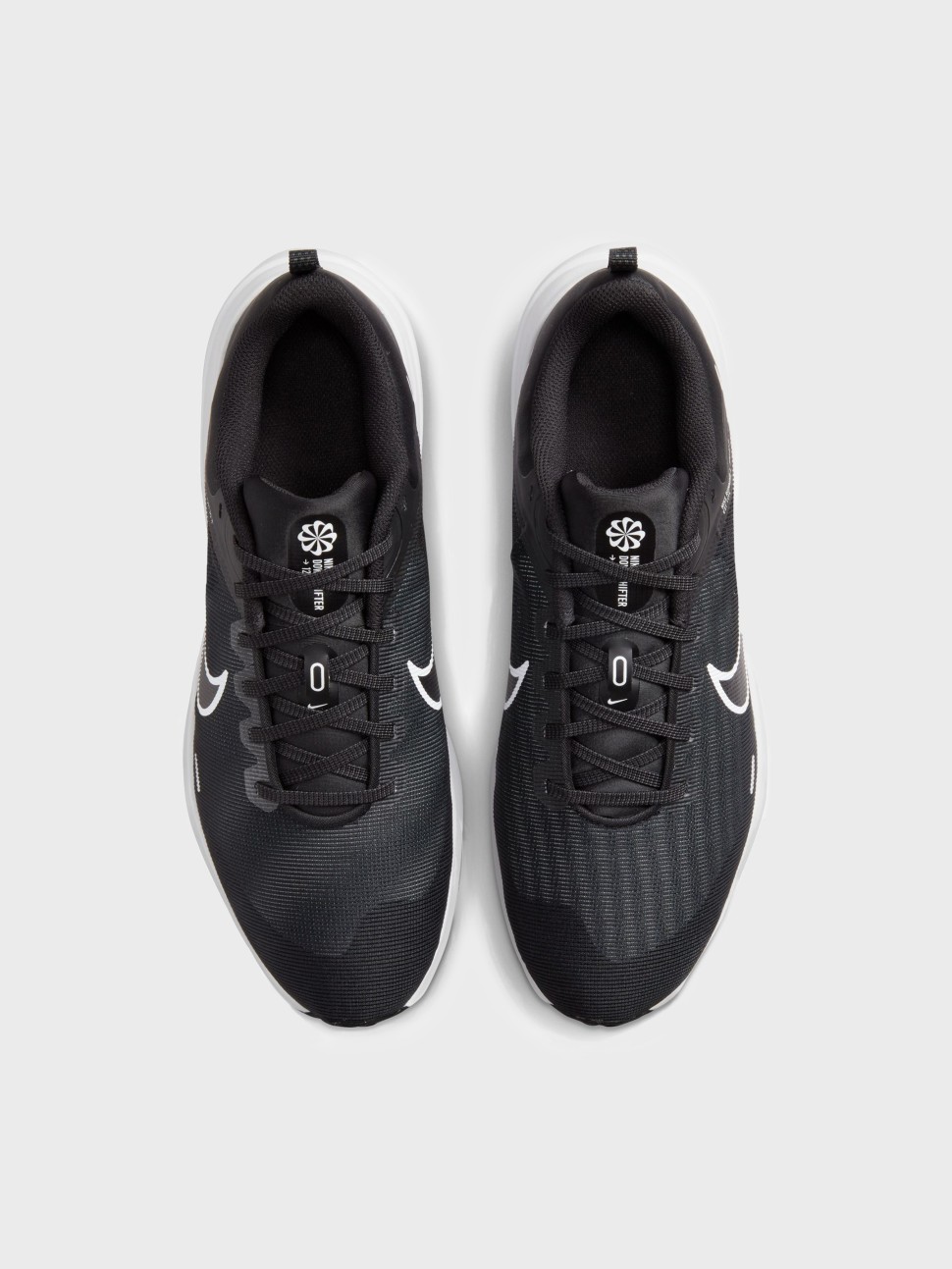 Кроссовки мужские Nike Downshifter 12 черные DD9293-001 — фото 8 — Sport City Кроссовки мужские Nike Downshifter 12 черные DD9293-001 — фото 8
