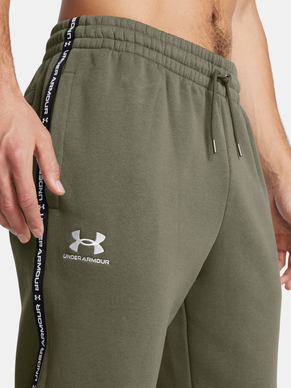 Штани чоловічі Under Armour UA Icon Fleece Jgr Taping оливкові 1389358-390 — фото 4