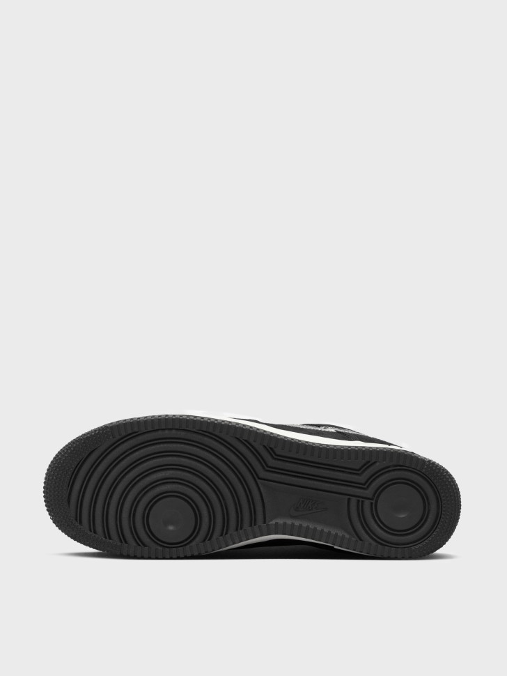Кроссовки мужские Nike AIR FORCE 1 07 LV8 черные HJ4465-001 изображение 9