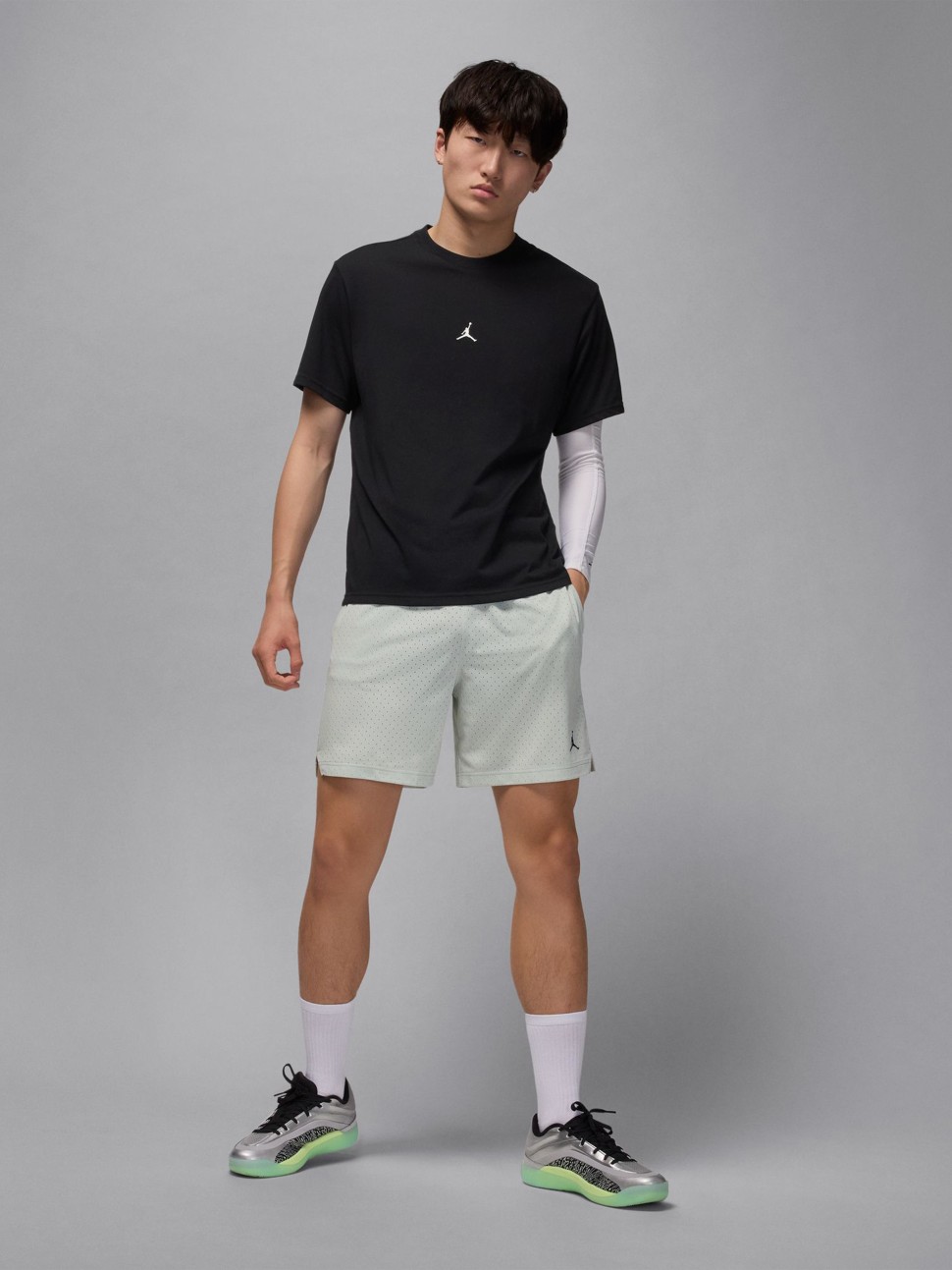Футболка мужская Nike M J SPRT JUMPMAN DF SS CREW черная IB6757-010 — фото 5 — Sport City Футболка мужская Nike M J SPRT JUMPMAN DF SS CREW черная IB6757-010 — фото 5