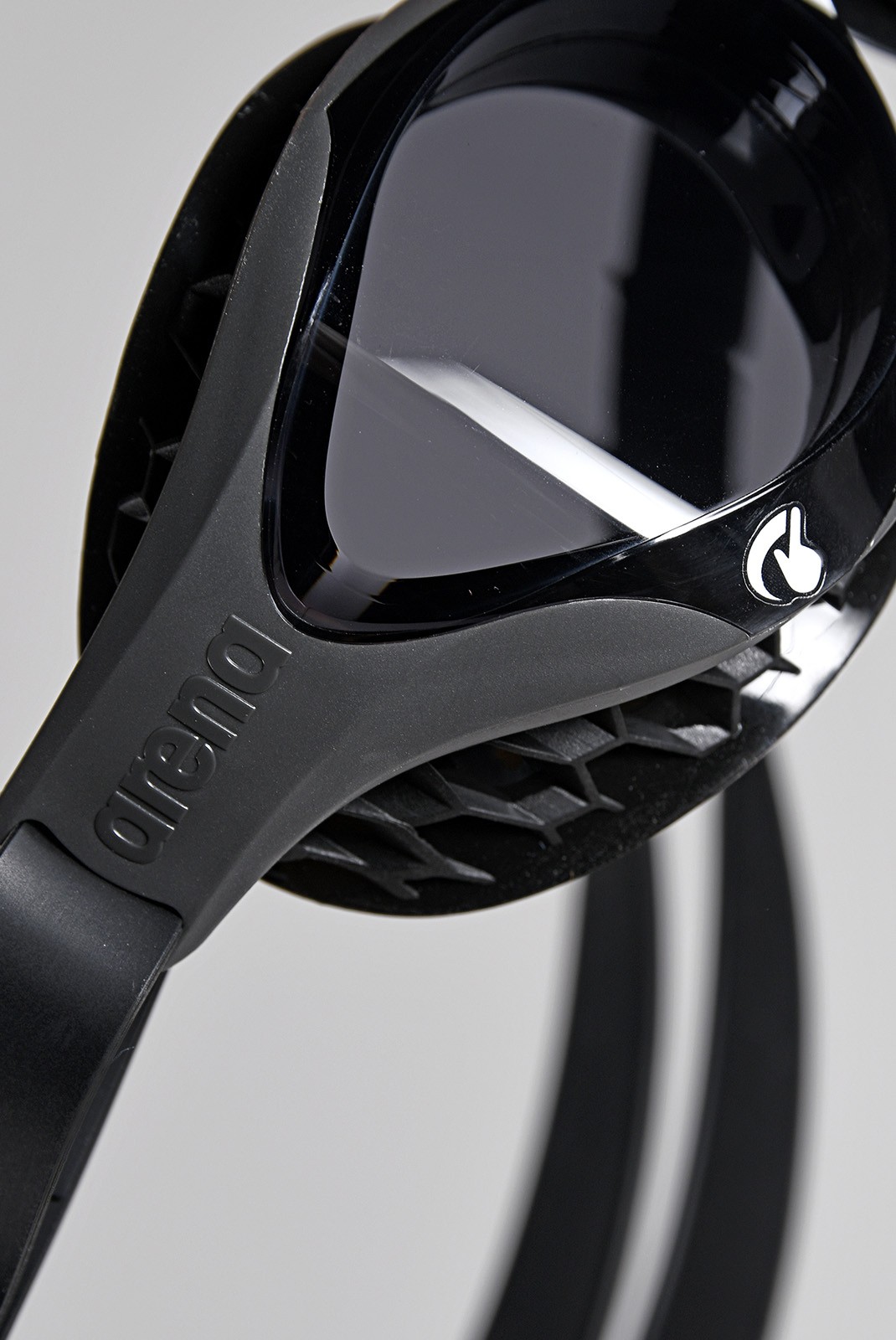 Окуляри для плавання Arena AIR-BOLD SWIPE чорні 004714-102 изображение 6