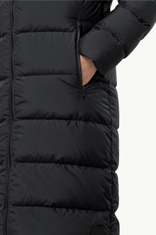 Куртка жіноча Jack Wolfskin FROZEN PALACE COAT W чорна 1204133-6000 изображение 4