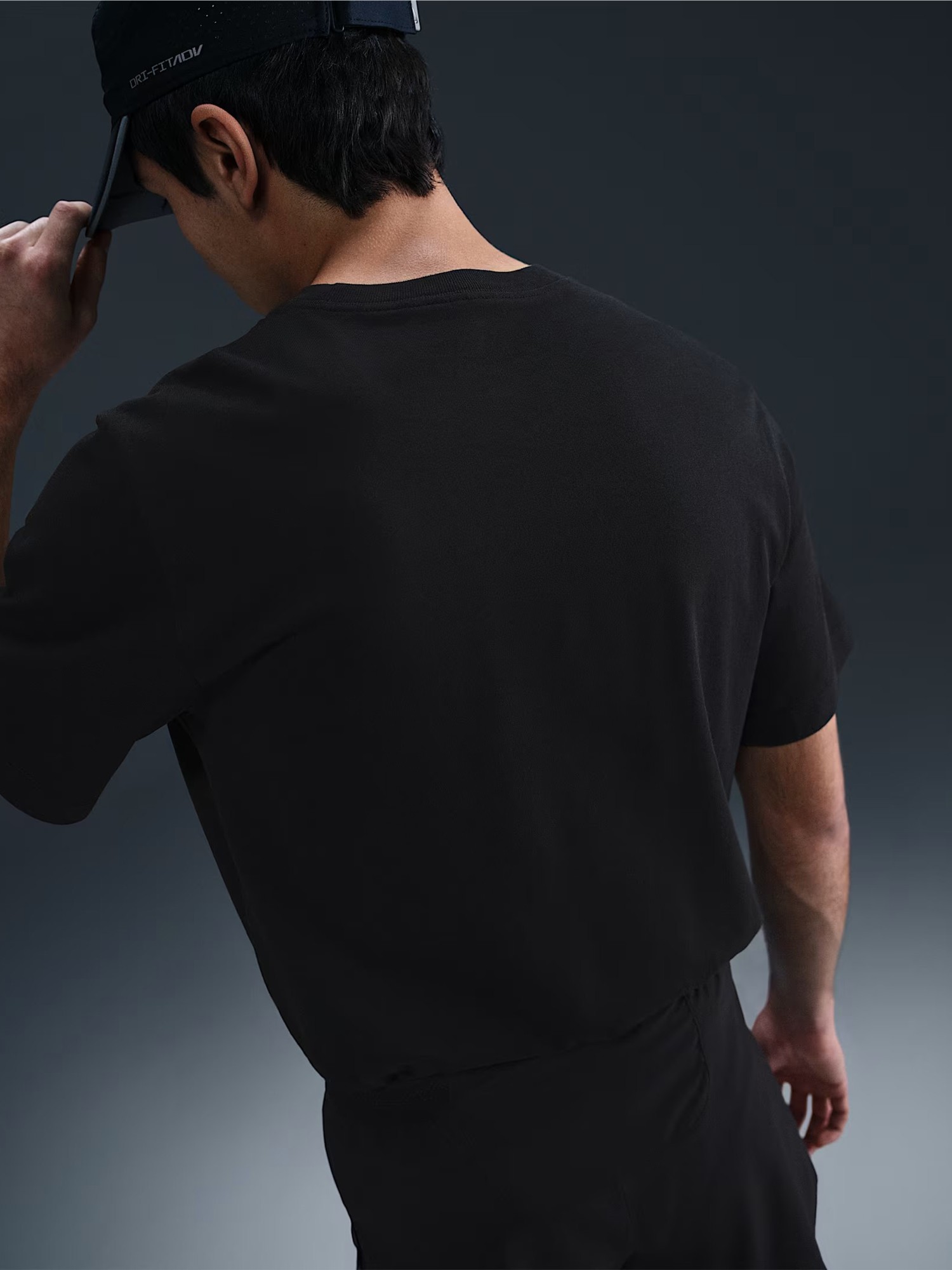 Футболка мужская Nike M NK TEE ELITE ENTRY черная HJ3684-010 изображение 3