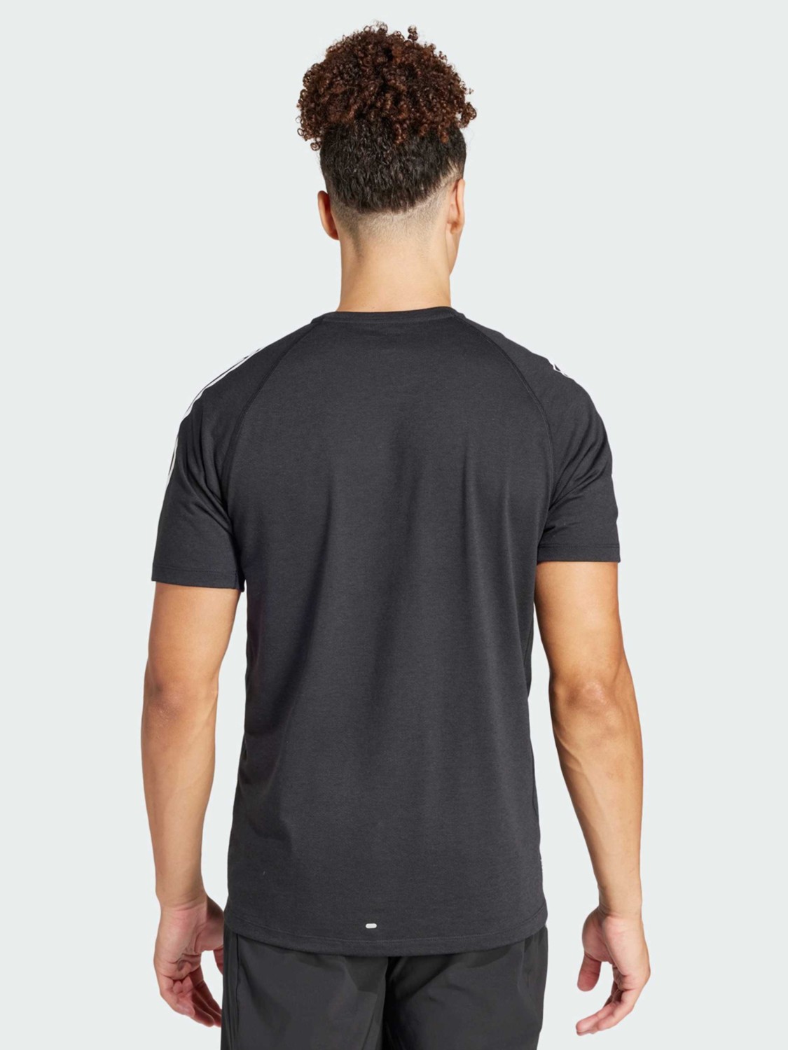 Футболка мужская Adidas OTR E 3S TEE черная IQ3834 изображение 3