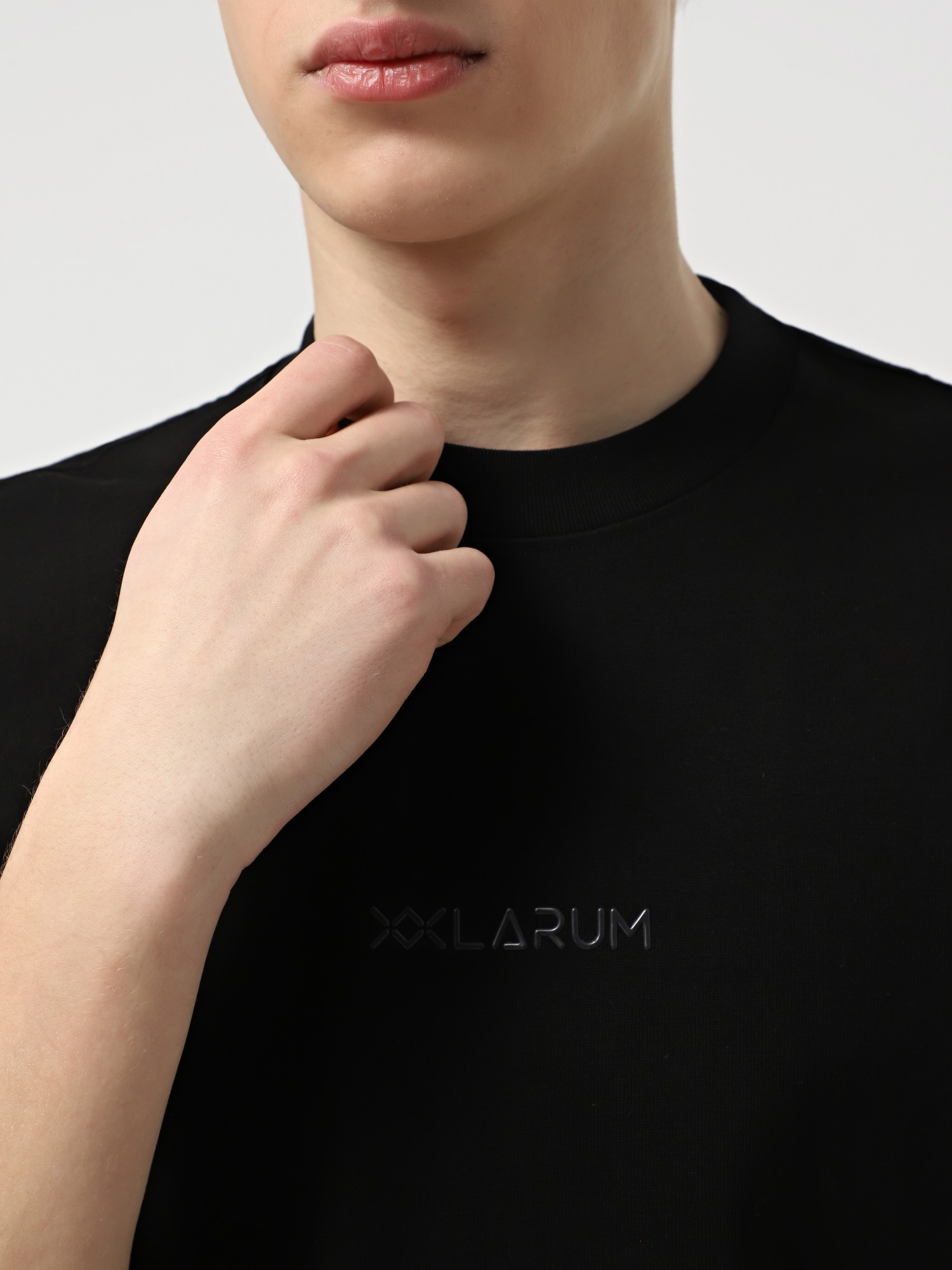 Футболка Larum Ginys черная 812401-010 изображение 3