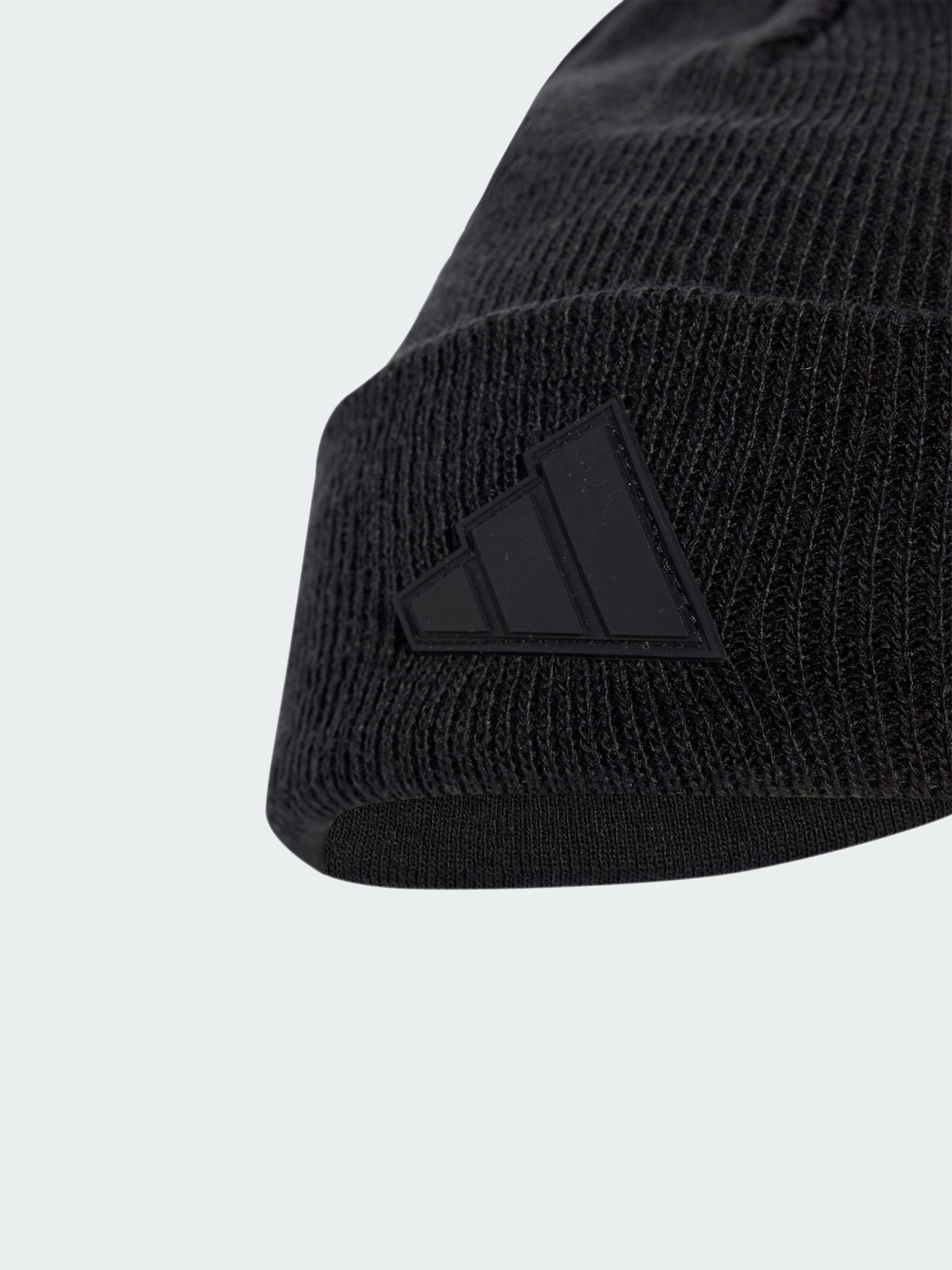 Шапка  Adidas TECH BEANIE черная JM3065 изображение 4