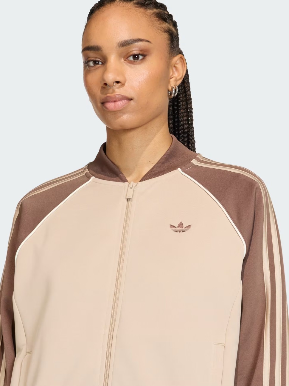 Толстовка женская Adidas SST LOOSE TT бежевая KD8825 — фото 3 — Sport City Толстовка женская Adidas SST LOOSE TT бежевая KD8825 — фото 3