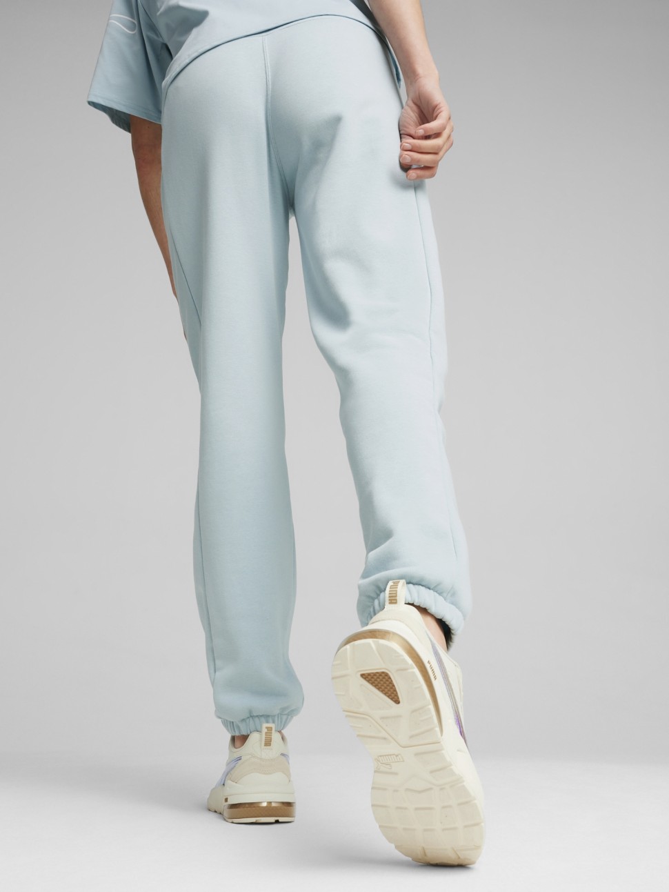 Штани жіночі Puma MOTION Pants TR блакитні 67791722 — фото 4