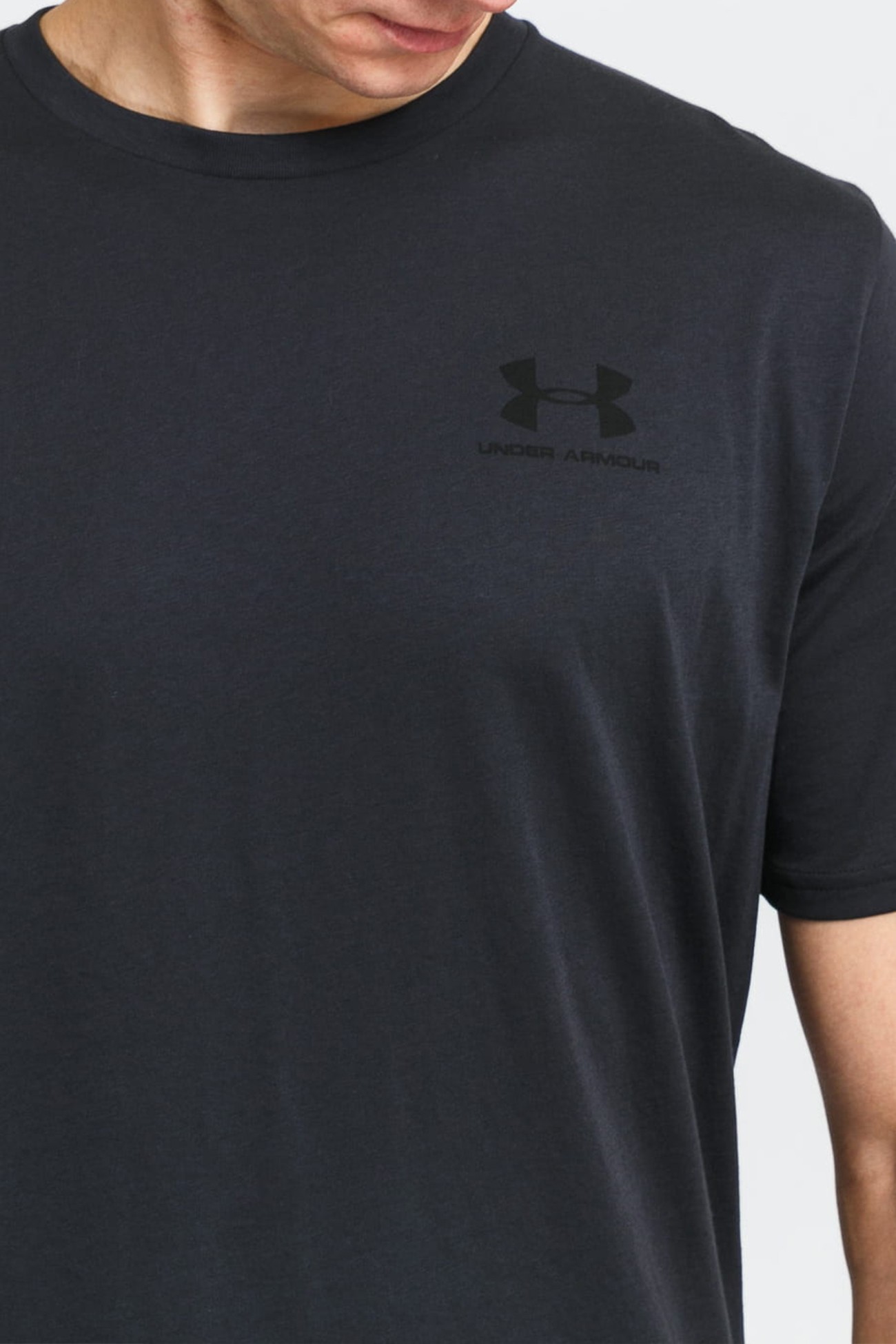 Футболка чоловіча Under Armour UA SPORTSTYLE LC SS чорна 1326799-001 изображение 4