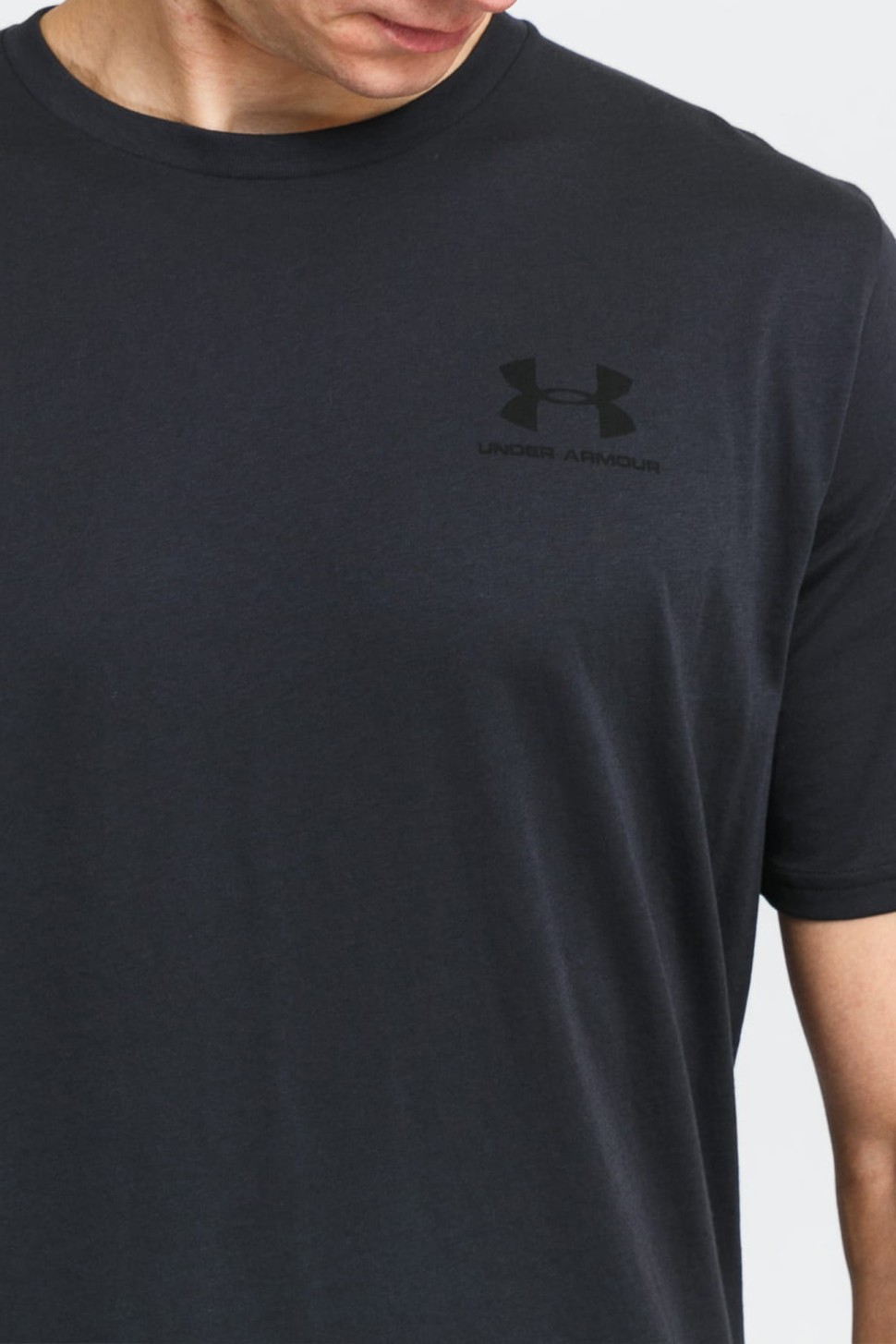 Футболка чоловіча Under Armour UA SPORTSTYLE LC SS чорна 1326799-001 — фото 4