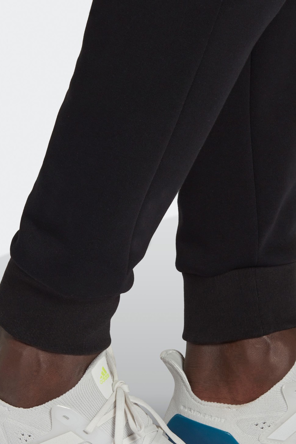 Adidas HE2225 Штани чоловічі M FI DBLKNT PT — фото 6