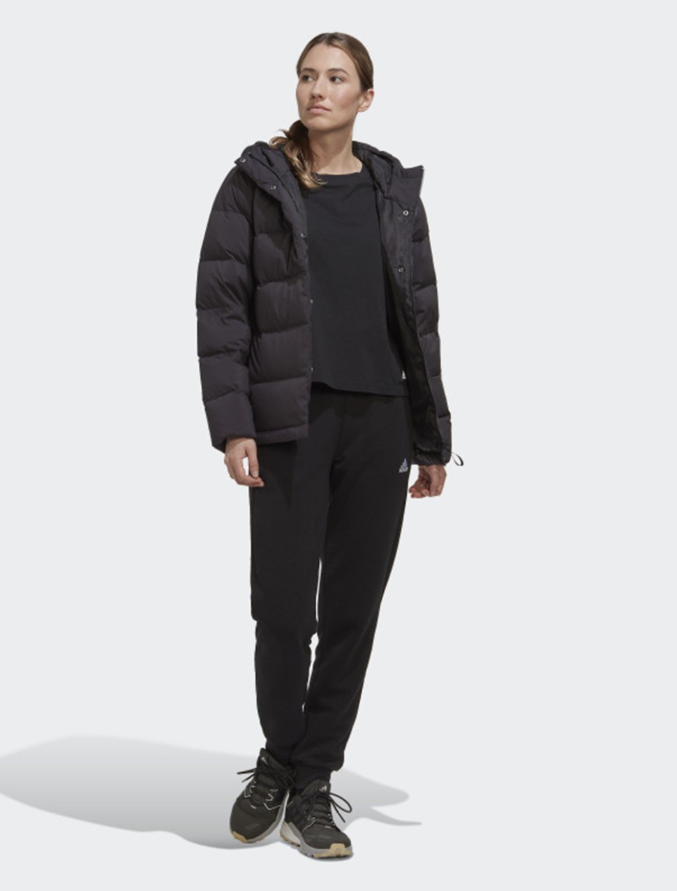 Куртка жіноча Adidas W HELIONIC HO J чорна HN5641 — фото 3